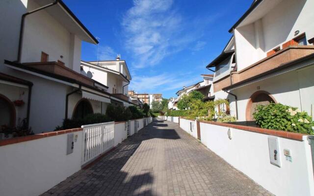 Apartment in Eraclea Mare 40811
