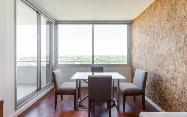 Private 5 Star 1 Bedroom Apartment on SkyTower