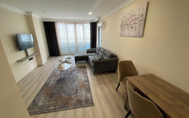 Rena Grand Residence & Suite