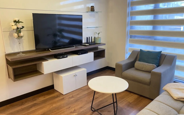 Suite Metropoli Bristol