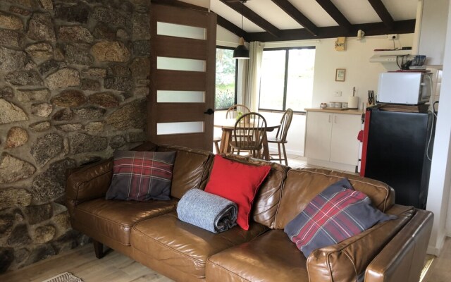 Turicum Chalets AT Monkey Rock Winery