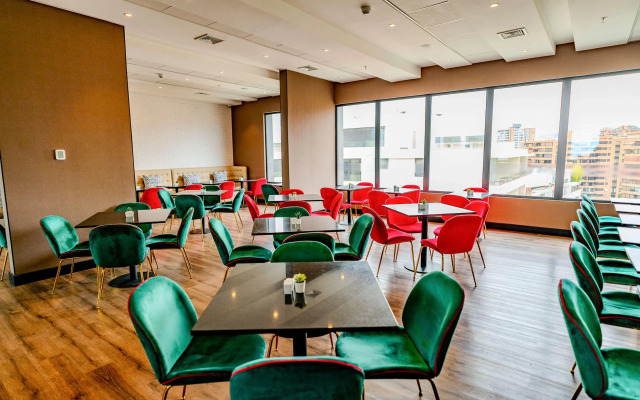 Hampton By Hilton Santiago Las Condes