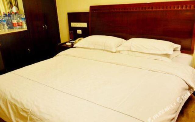 Yifeng Hotel