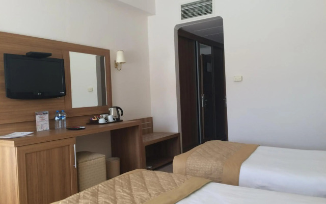 Palan Hotel