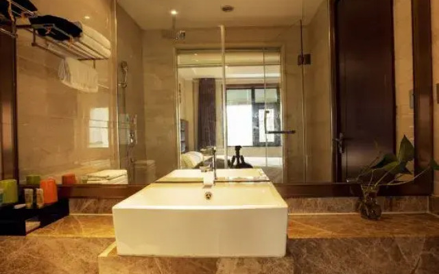 Sunshine Business Hotel (Henan Provincial People's Hospital)