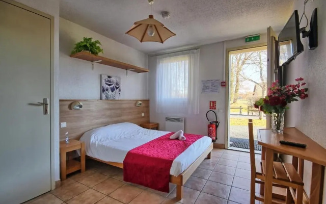 Azureva Brommat En Carladez