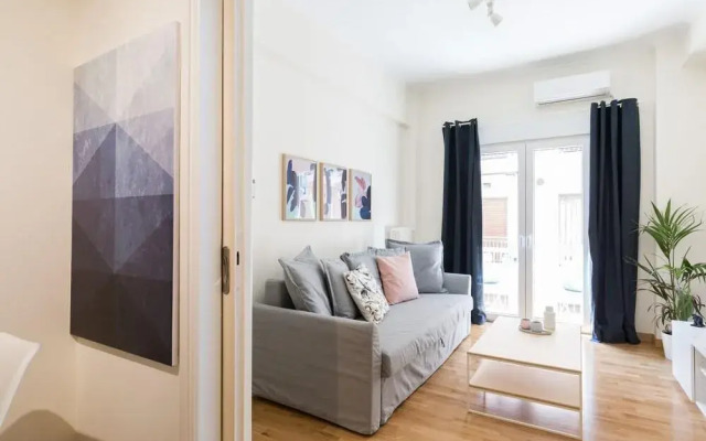 UPSTREET Cosy & Spacious 1BD Apt Koukaki