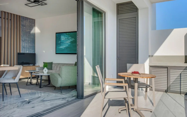 Sanders Olive - Cute 2-bdr Apt With Shared Pool