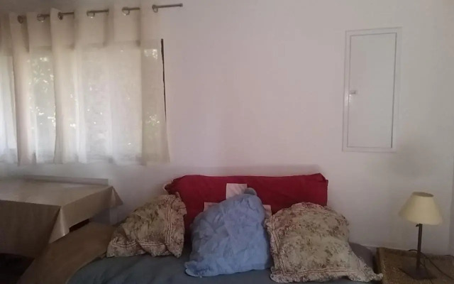 Studio indépendant dans Ferme Equestre