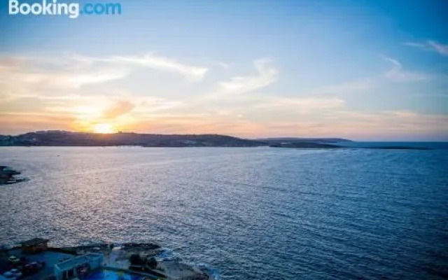 Seaview Hotel