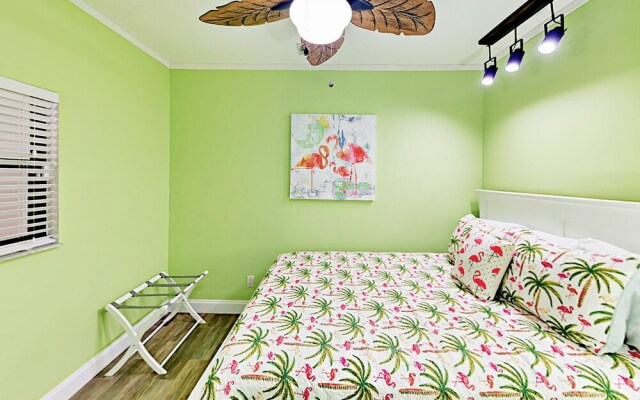 South West 4th - 4 Br Home