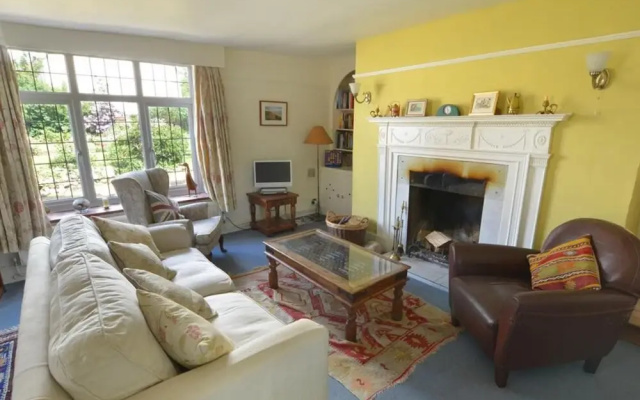 Pleasant holiday home in Horning with pond