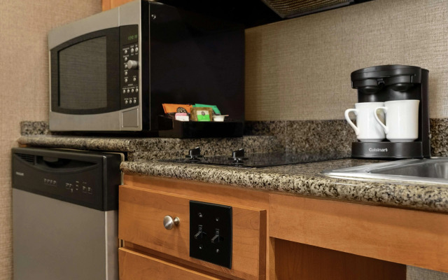 Homewood Suites by Hilton Allentown-Bethlehem Airport