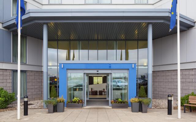 Holiday Inn Express London Stansted Airport, an IHG Hotel