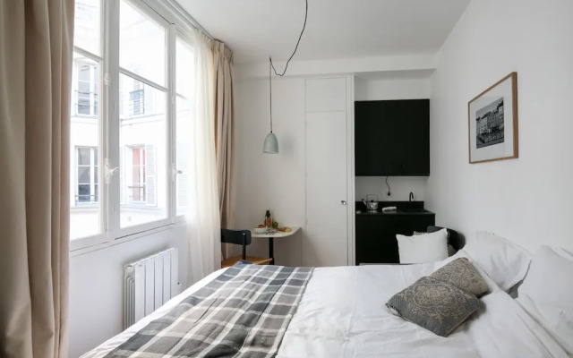 Beautiful Studio Near Madeleine/opéra