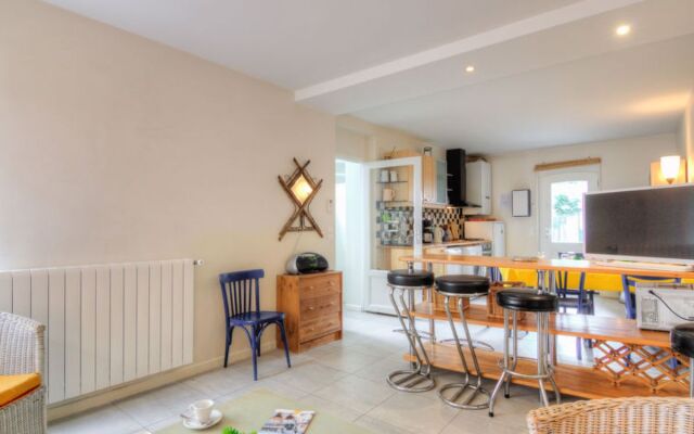 Holiday Home Petit Acacia