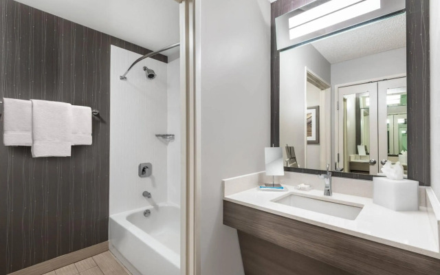 Courtyard by Marriott Reno