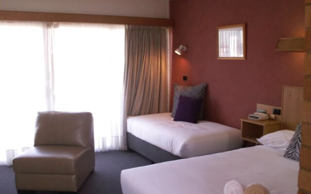 Court Street Motel