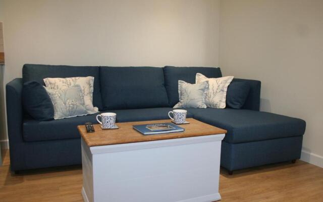Newly Converted Self Contained Annex With Garden