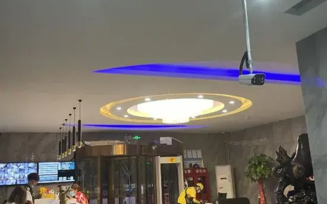 Lanbo Hotel (Kuqa Railway Station)