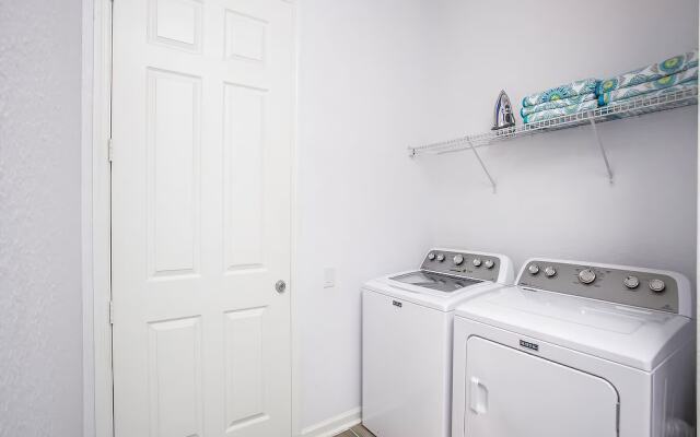 4816 Cayview Avenue #404,