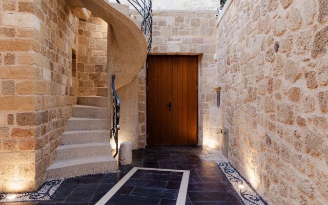 Chateau Anax Boutique Hotel