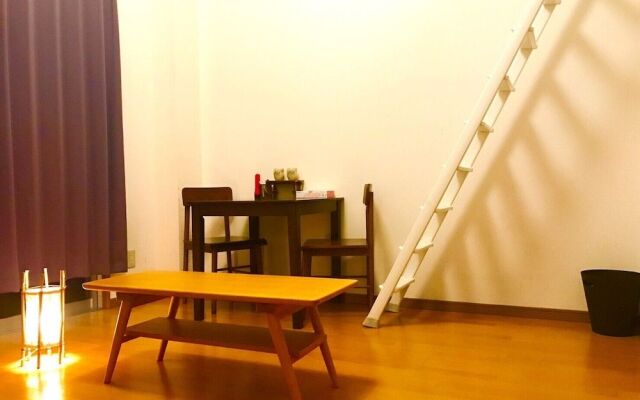 Local Nakasu Apartment