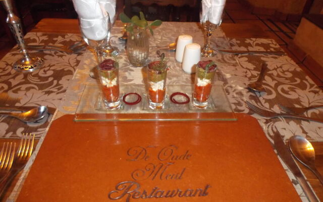 Old Mill Country Lodge & Restaurant