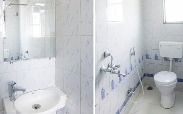 OYO 40687 Silver Star Executive