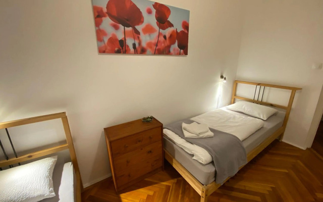 DOB50 spacious apartment - 2 separate bedroom, 4 people, AC, WIFI