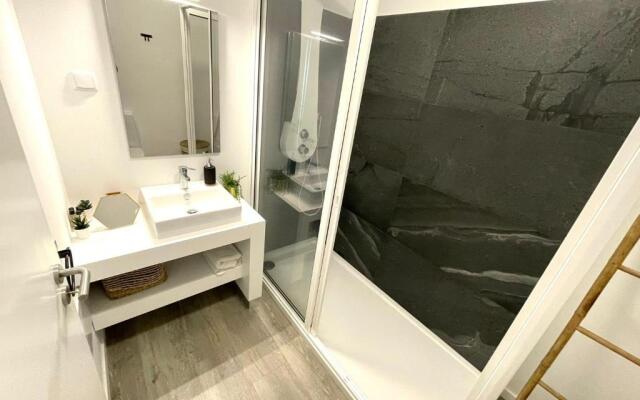 Ocean Cliff Apartment