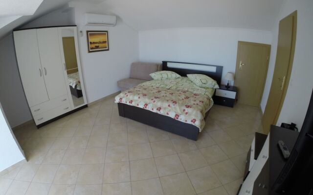 Apartments Goles