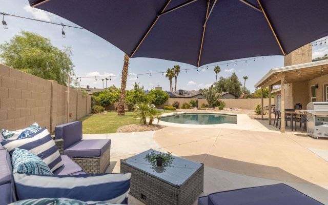 Scottsdale Sahuaro 4 Bedroom Home by RedAwning