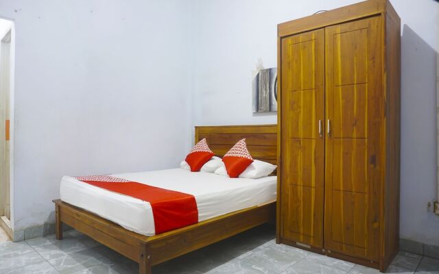 Hotel O Anggrek Homes Makassar