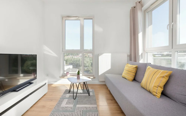 Lema Apartment Gdańsk by Renters
