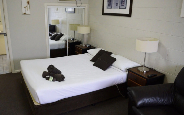 Rosebud Motel