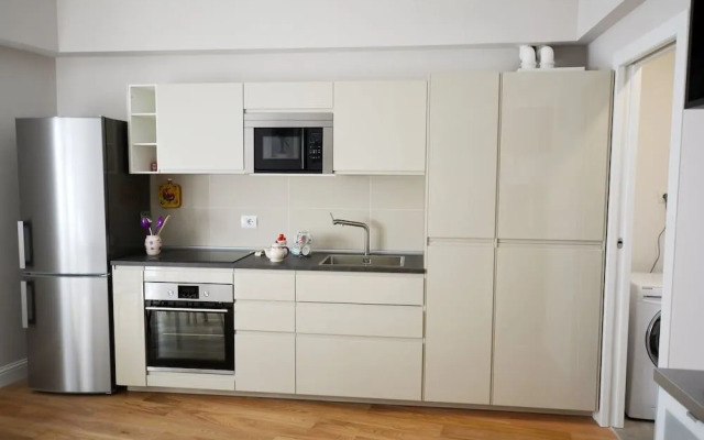 Fortezza white apartment