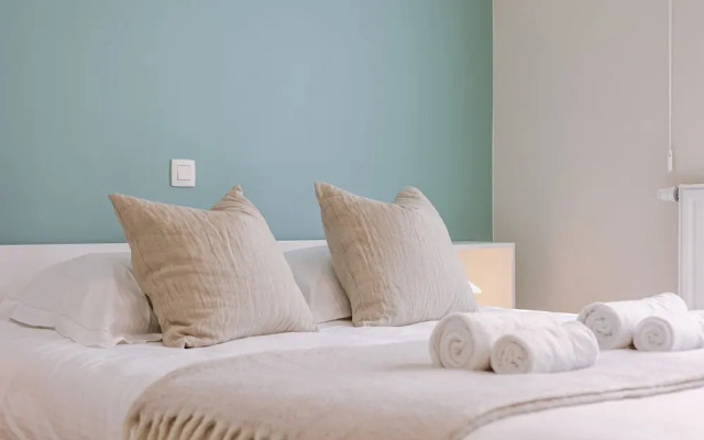 Huswell - Cozy Seaside Apartment With Terrace