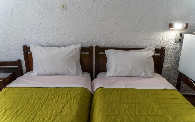 Malia Holidays Hotel