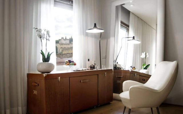 Hotel Continentale - Lungarno Collection