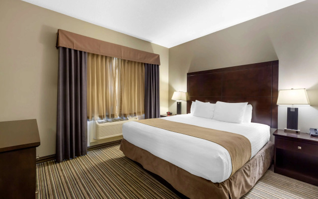 Best Western Plus Fort Saskatchewan Inn & Suites