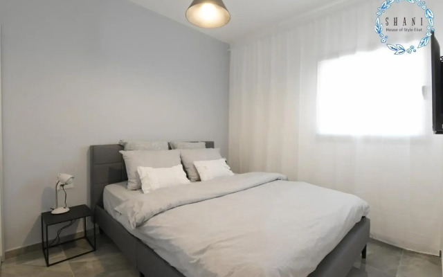 Shani House of Style