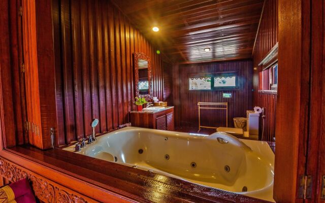 Erawan Villa Hotel