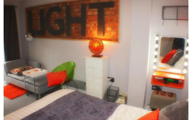 The Light Room At No.7