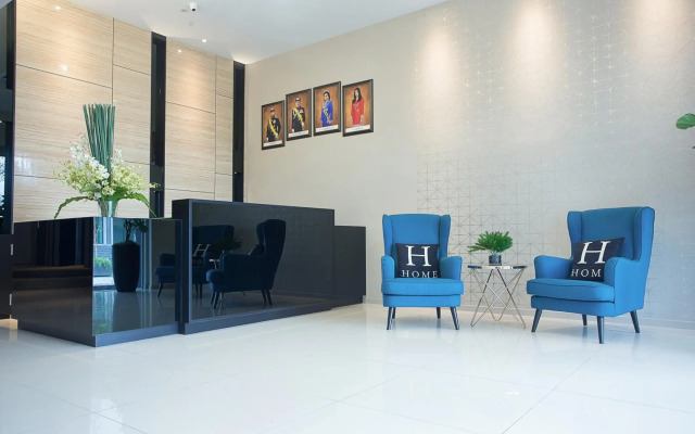 The Square Hotel