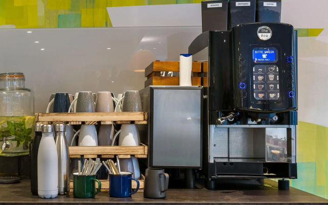 Holiday Inn - the niu, Loom Manchester North by IHG