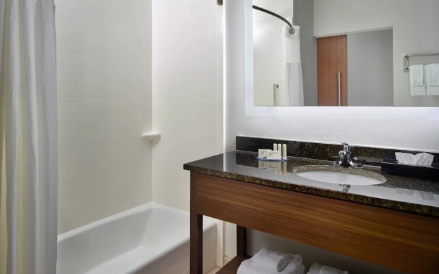 Wingate By Wyndham Asheville Airport