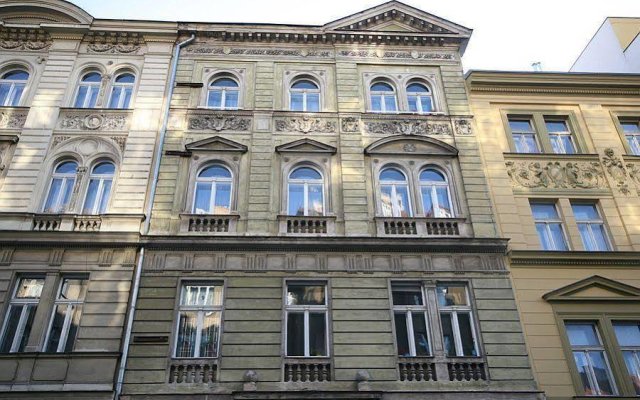 Apartment Attic Klimentska
