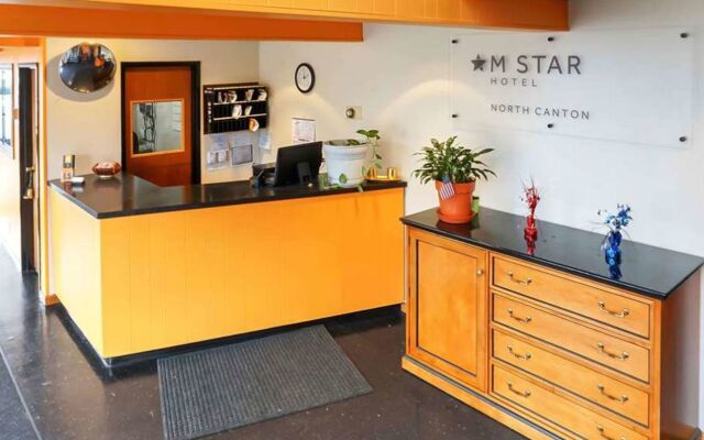 M Star North Canton - Hall of Fame