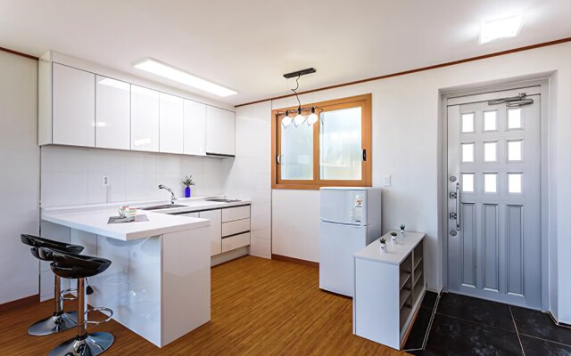 Seogwipo Hae-dam Pension